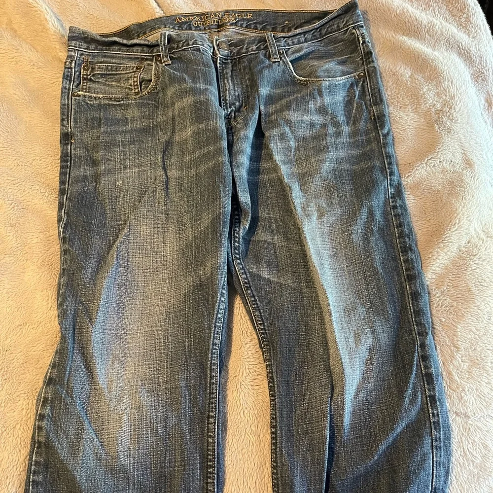 Used - Picture 2 of 2